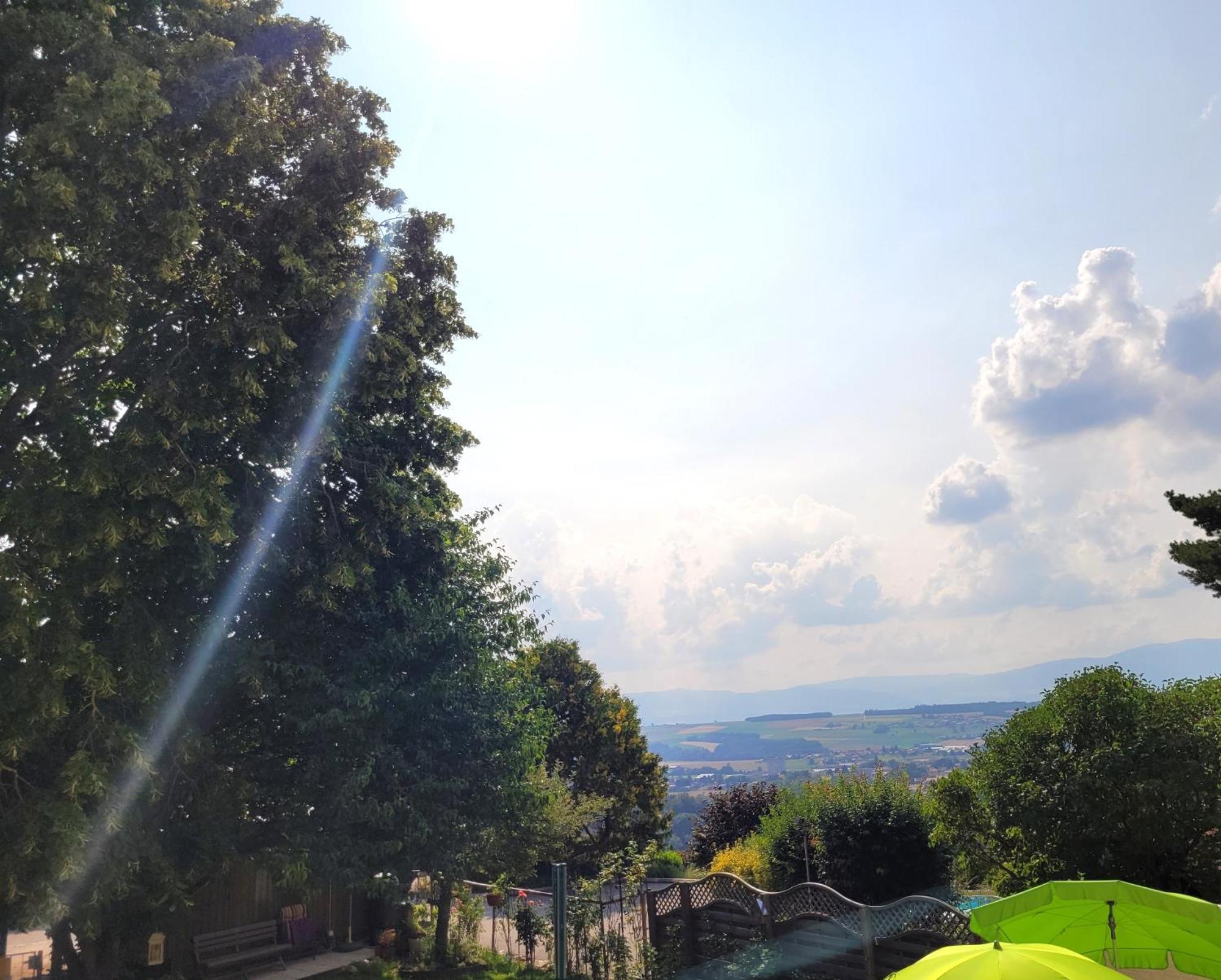 Cap Bonheur Hotel Saint-Cierges ภายนอก รูปภาพ